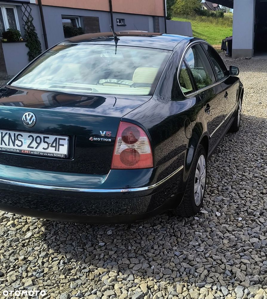 Volkswagen Passat 2.3 V5 4Mot Highline - 5