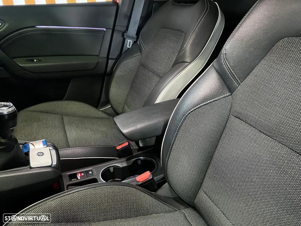 Renault Captur 1.0 TCe Techno - 16