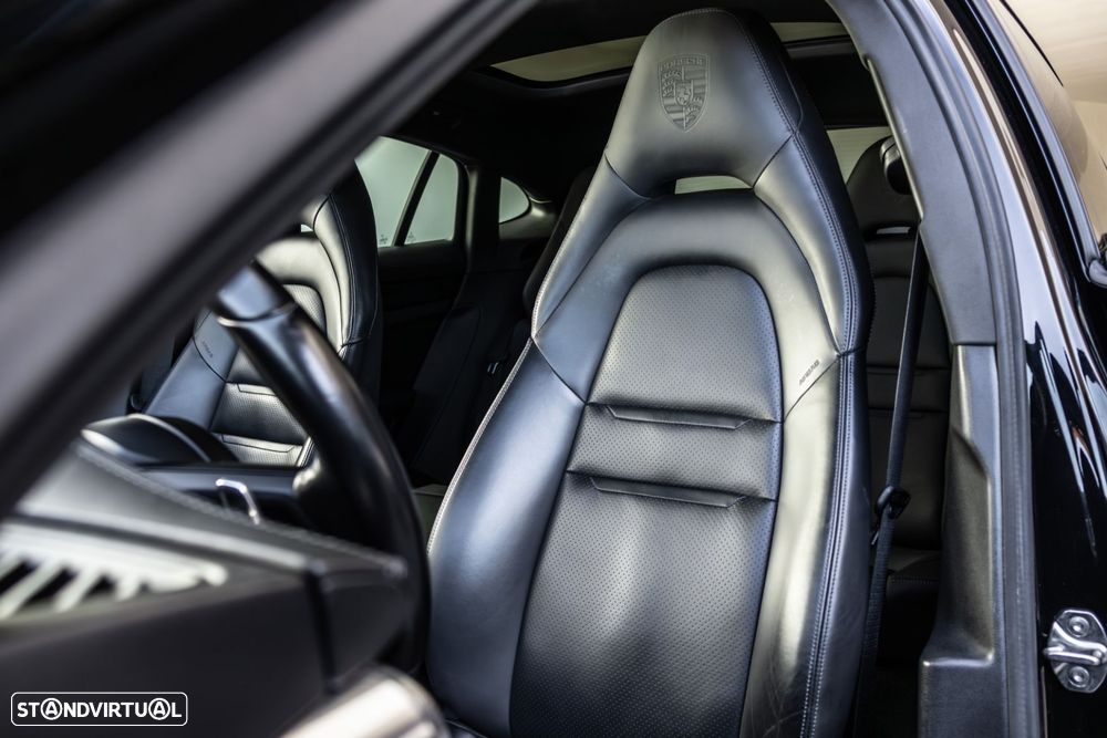 Porsche Panamera - 34