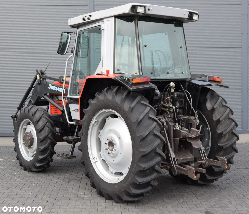 Massey Ferguson 3070 - 9