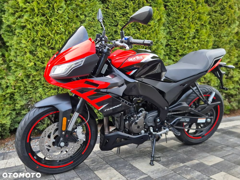 Aprilia Tuono - 4