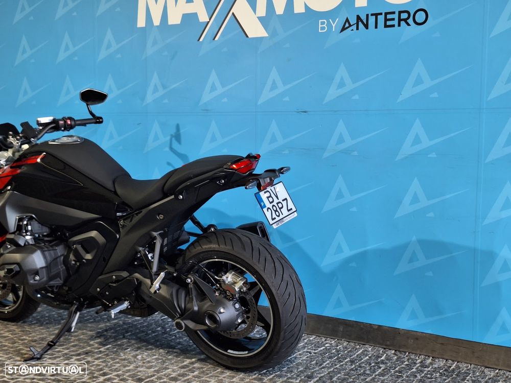 BMW R 1300 R - 7