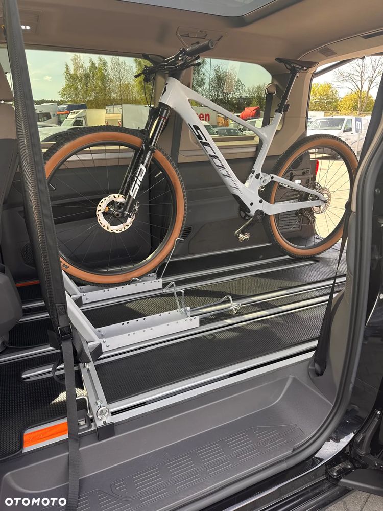 System montażu 2 rowerów Multivan T7 - 4