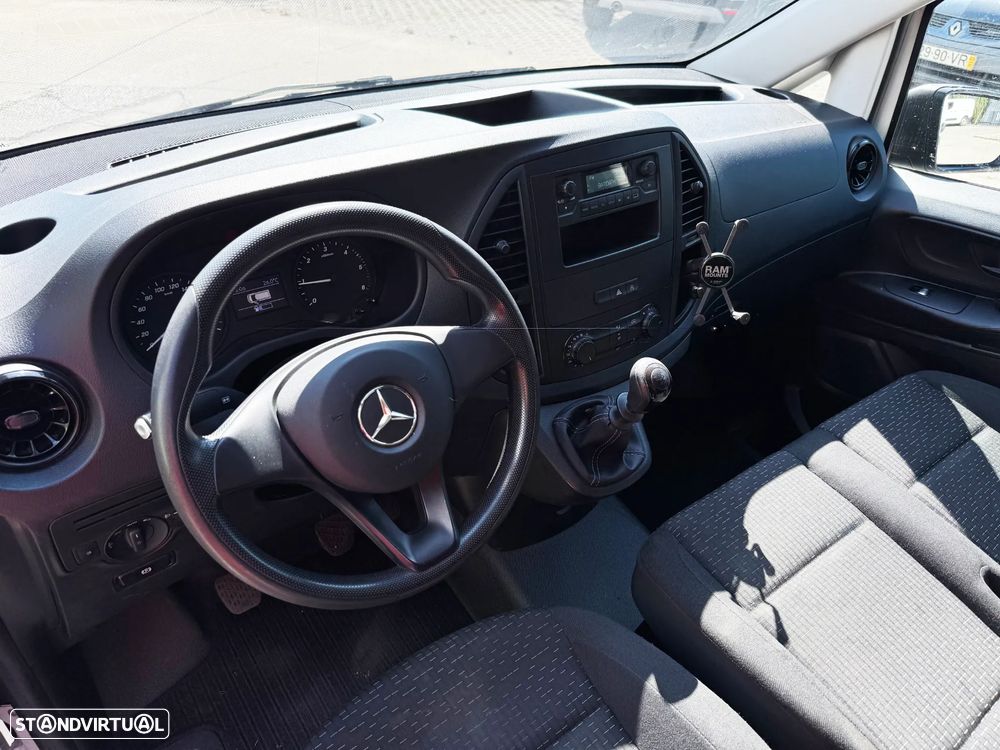 Mercedes-Benz Vito 3 Lugares - 6