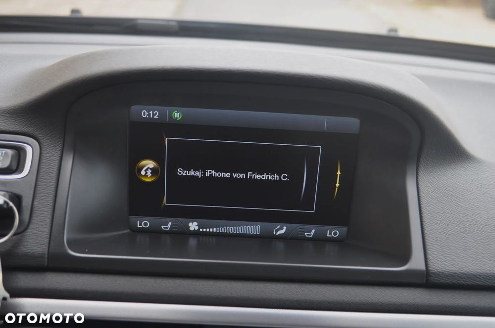 Volvo XC 70 D5 AWD Geartronic Black Edition - 22