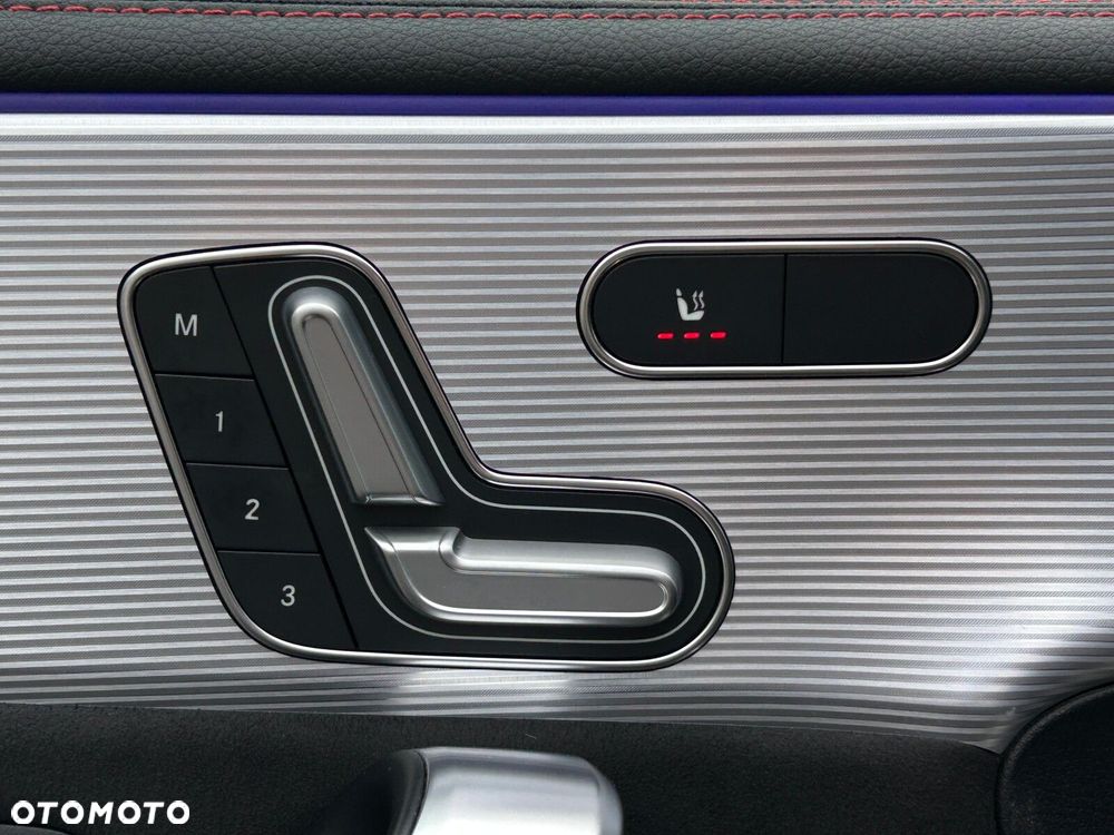 Mercedes-Benz CLA AMG 35 4-Matic 7G-DCT - 35