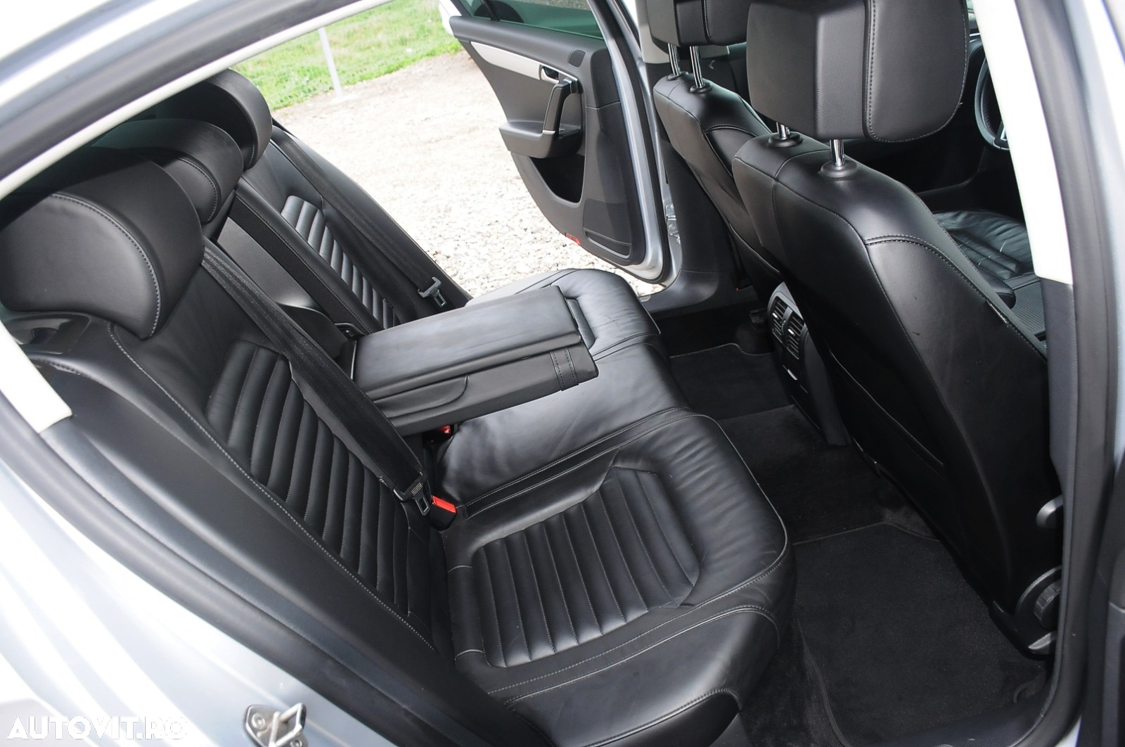 Volkswagen Passat - 17