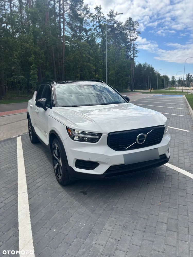 Volvo XC 40 T5 AWD Geartronic R-Design - 4