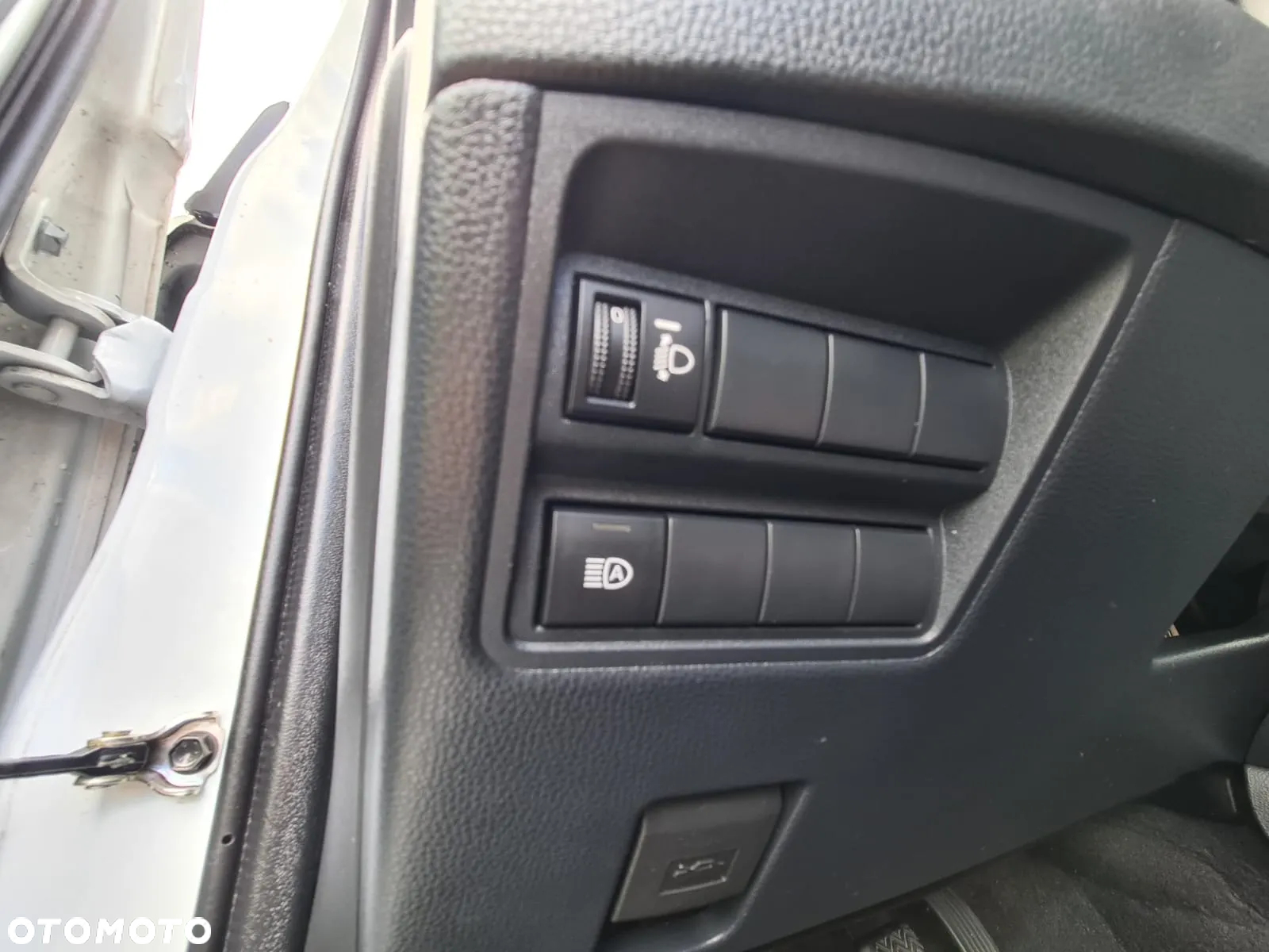 Toyota Yaris 1.0 Comfort - 33