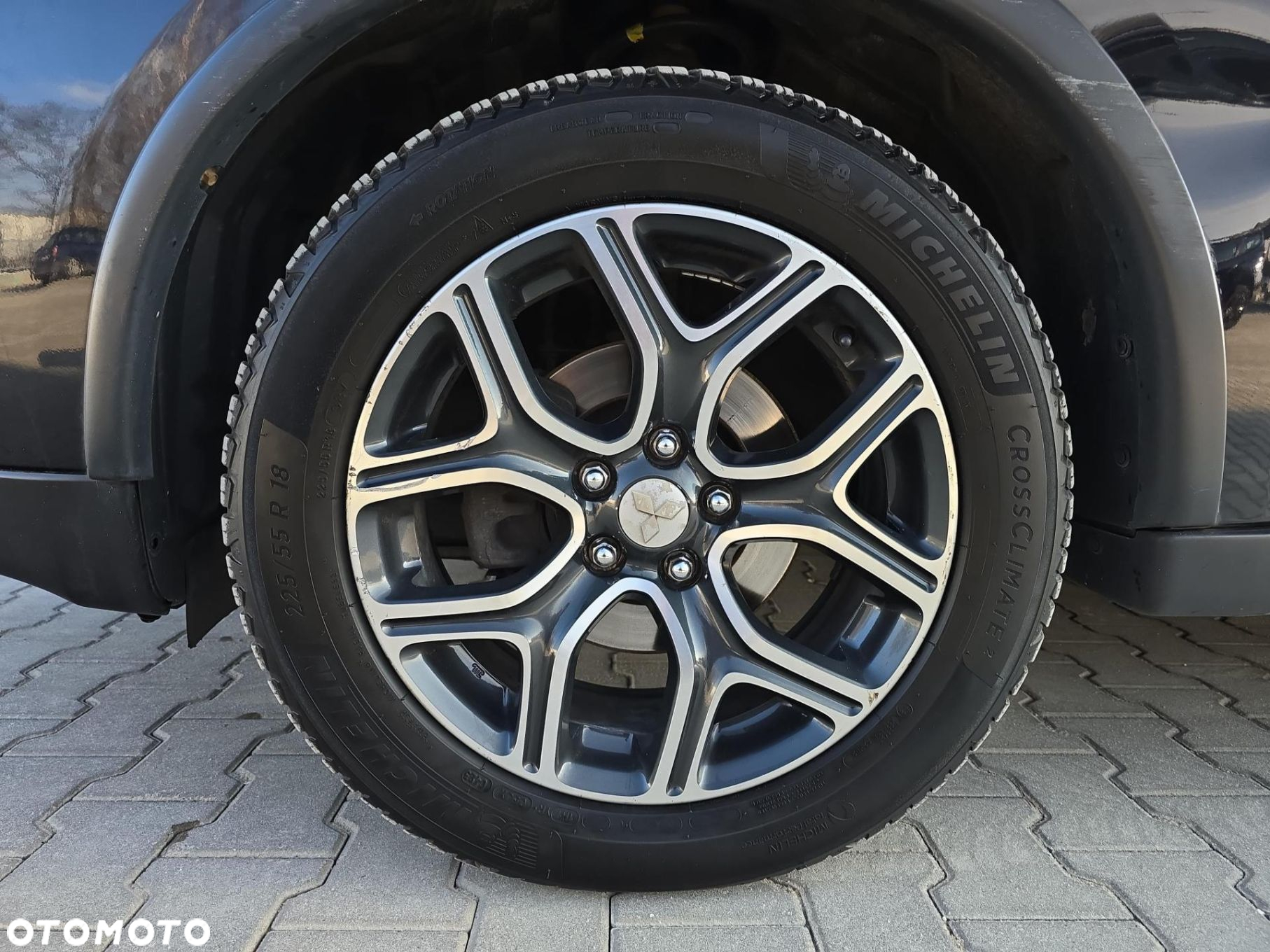 Mitsubishi Outlander 2.2 DID Intense - 9