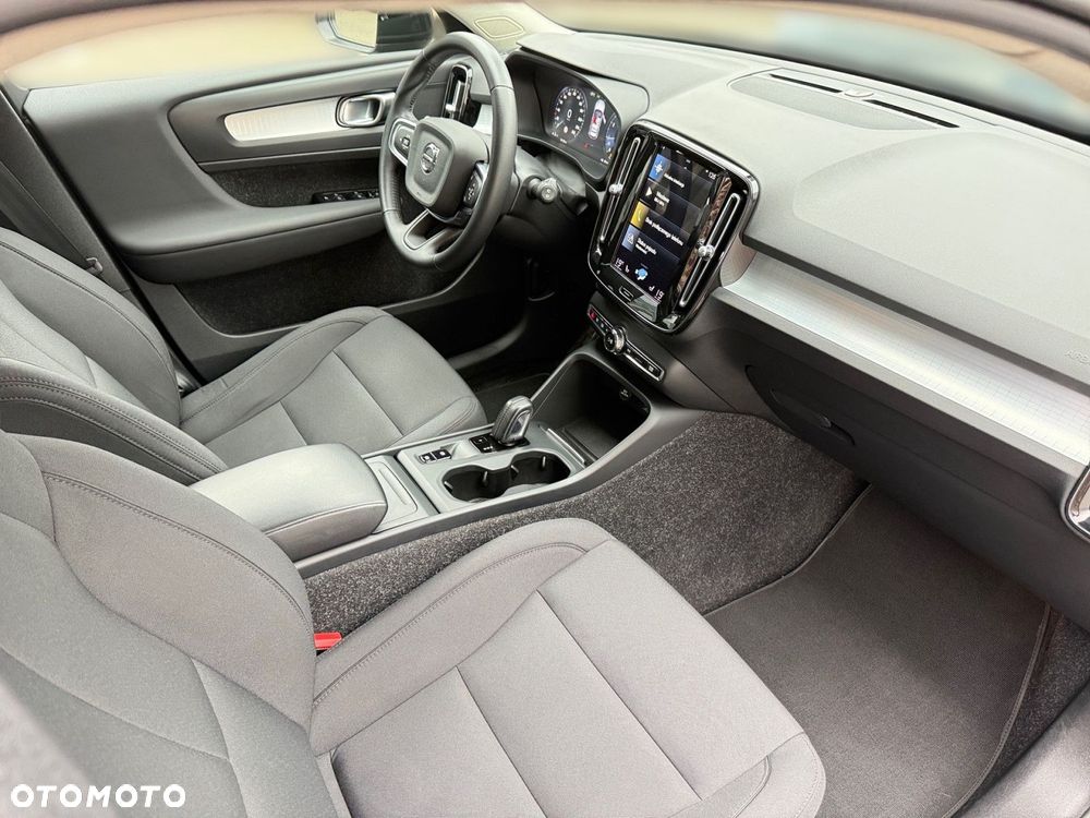 Volvo XC 40 - 27