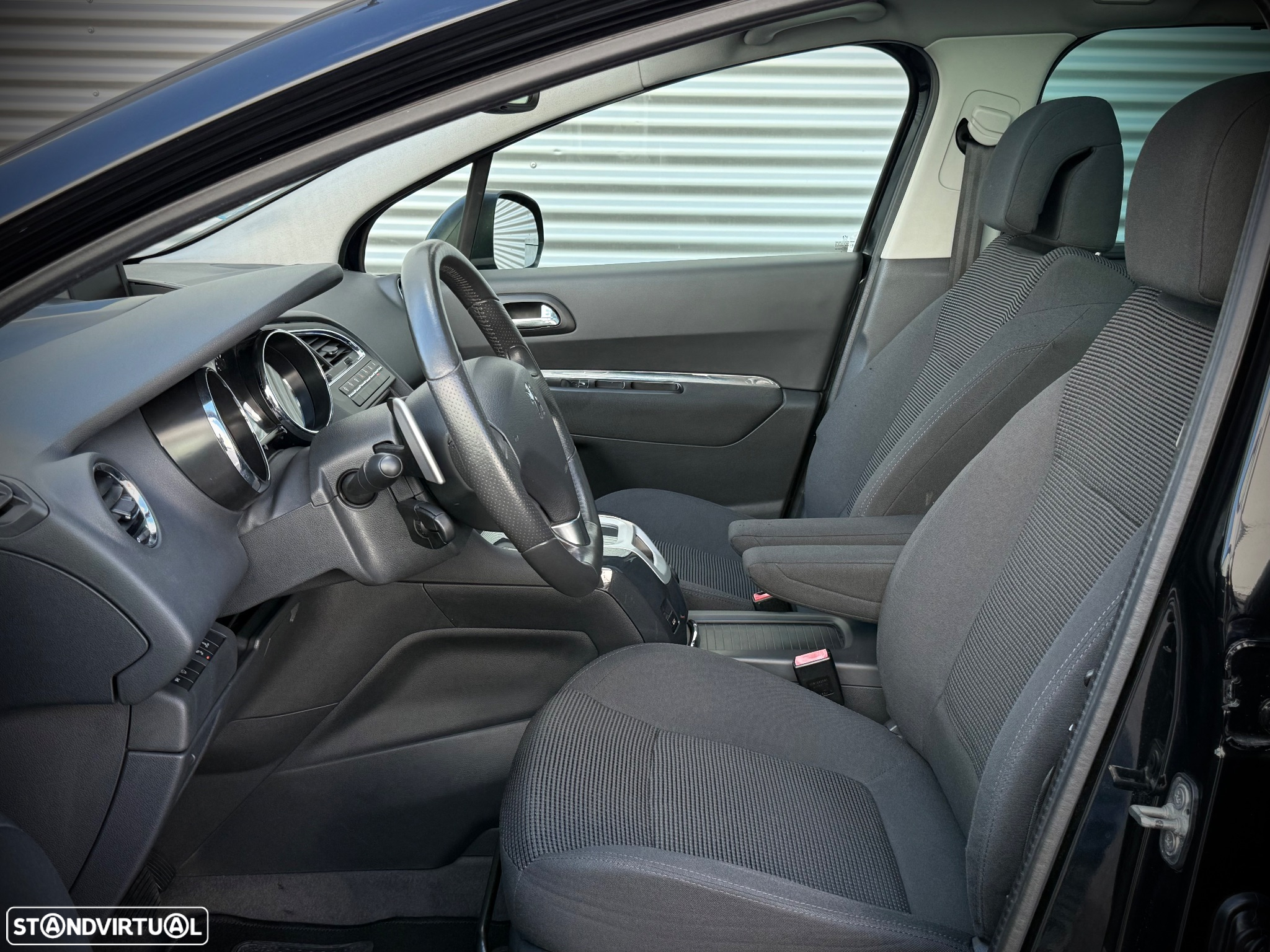 Peugeot 5008 1.6 E-HDi 7L Allure 2-Tronic - 8