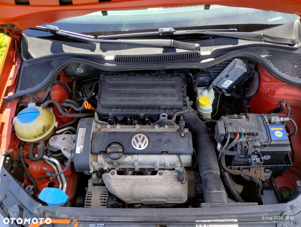 Volkswagen Polo 1.4 16V Trendline - 38