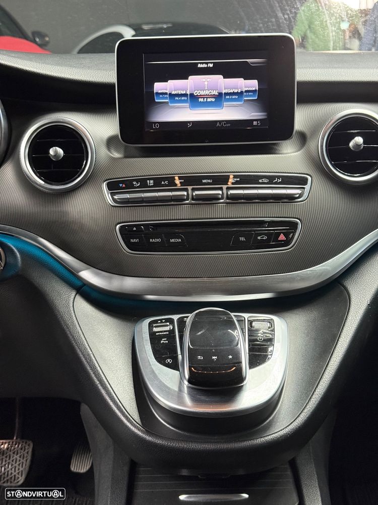Mercedes-Benz V 220 d Compacto Avantgarde Aut. - 7