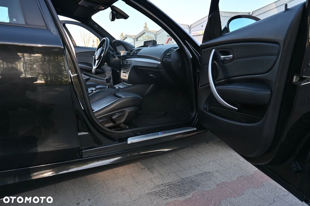 BMW Seria 1 123d - 13