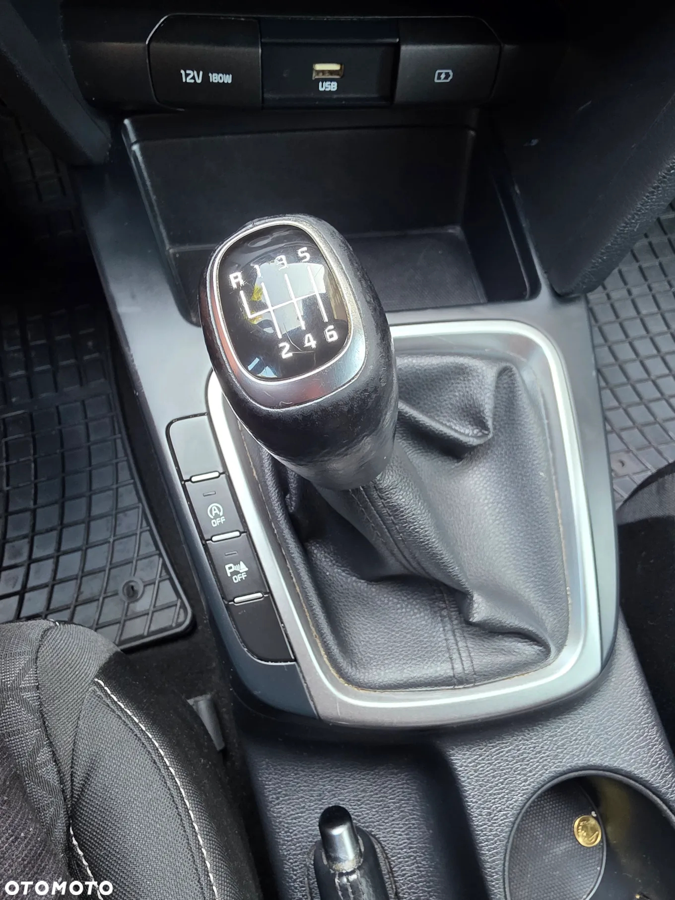 Kia XCeed 1.5 T-GDI M - 8