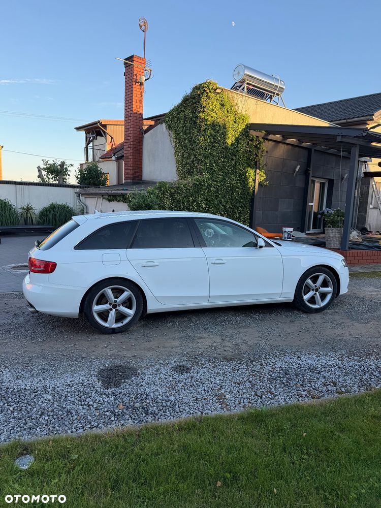 Audi A4 Avant 3.0 TDI Quattro S tronic - 3