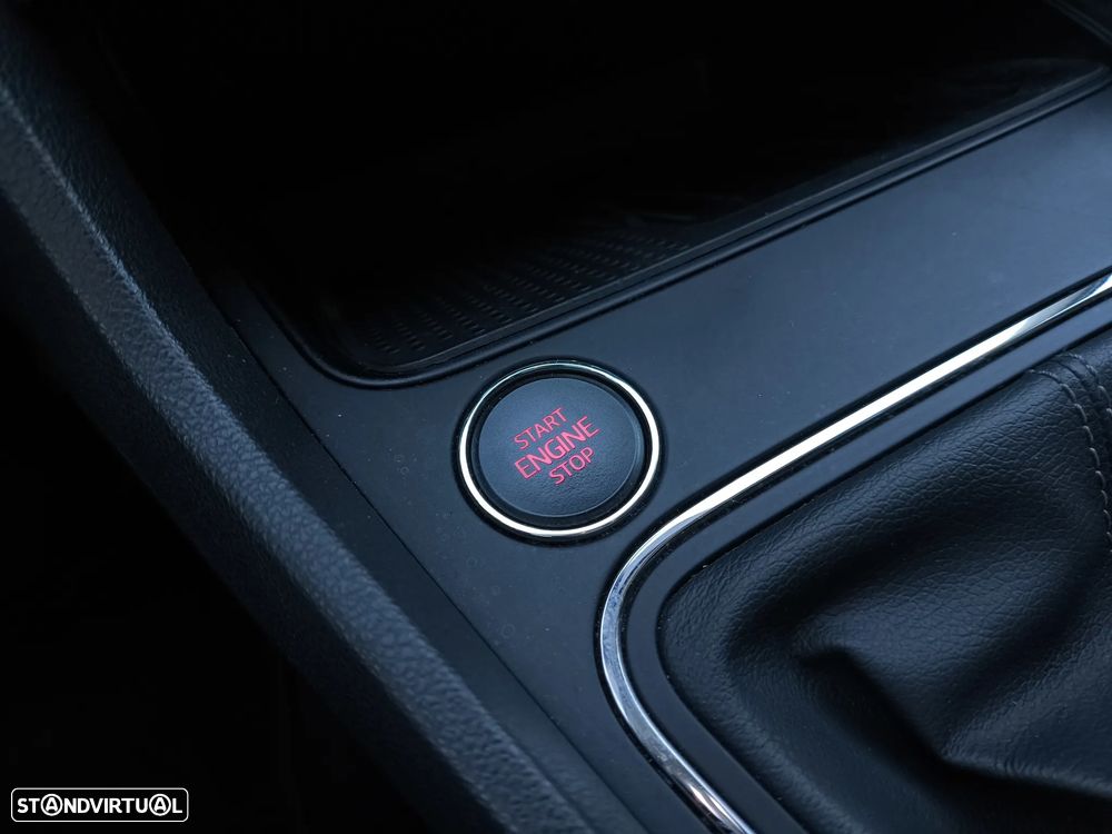 SEAT Leon 1.6 TDI Style S/S - 24