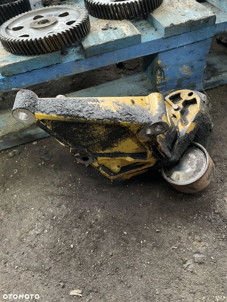 Caterpillar Cat Perkins 1106D C6.6 - napinacz paska wspornik - 2