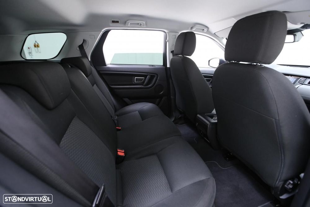 Land Rover Discovery Sport 2.0 eD4 SE - 11