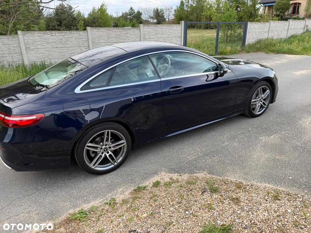 Mercedes-Benz Klasa E 220 d 4-Matic 9G-TRONIC - 7