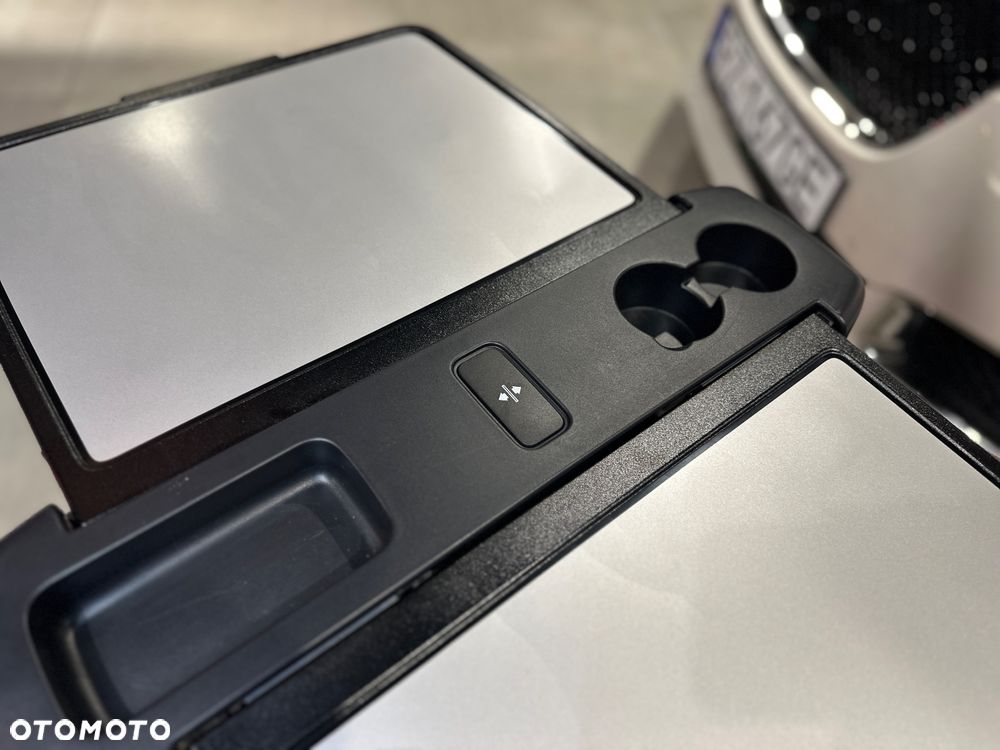 Mercedes-Benz Klasa V 300 d 9G-Tronic Exclusive (d³ugi) - 38