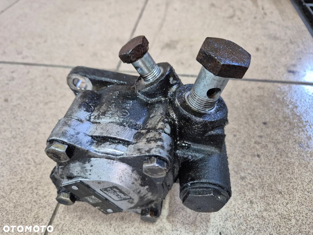 POMPA WSPOMAGANIA IVECO DAILY IV 3.0 06-12. - 4