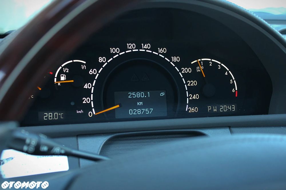 Mercedes-Benz CL 500 - 21