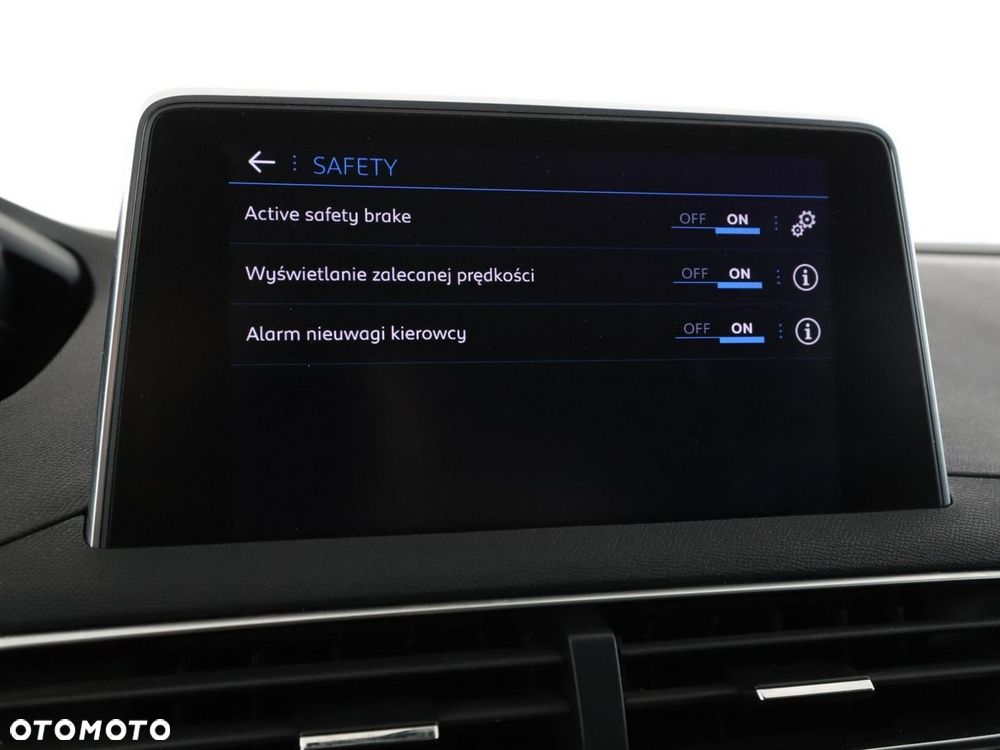 Peugeot 5008 THP 165 EAT6 Crossway - 27