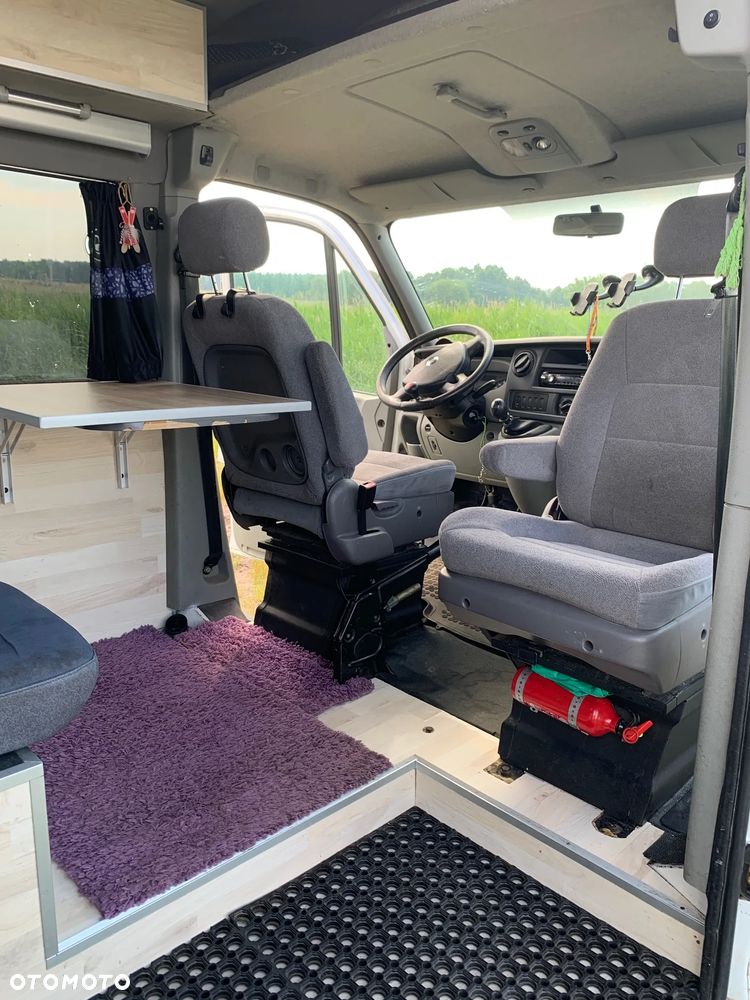 Nissan Interstar - 6