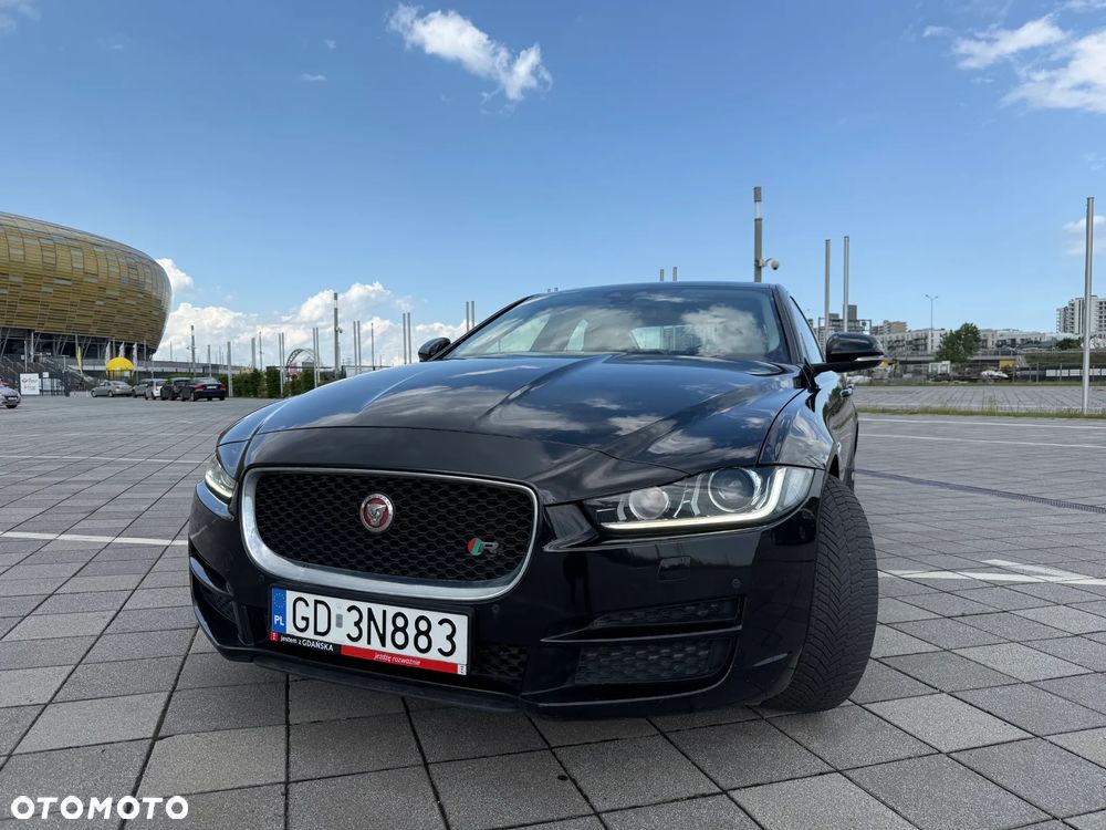 Jaguar XE