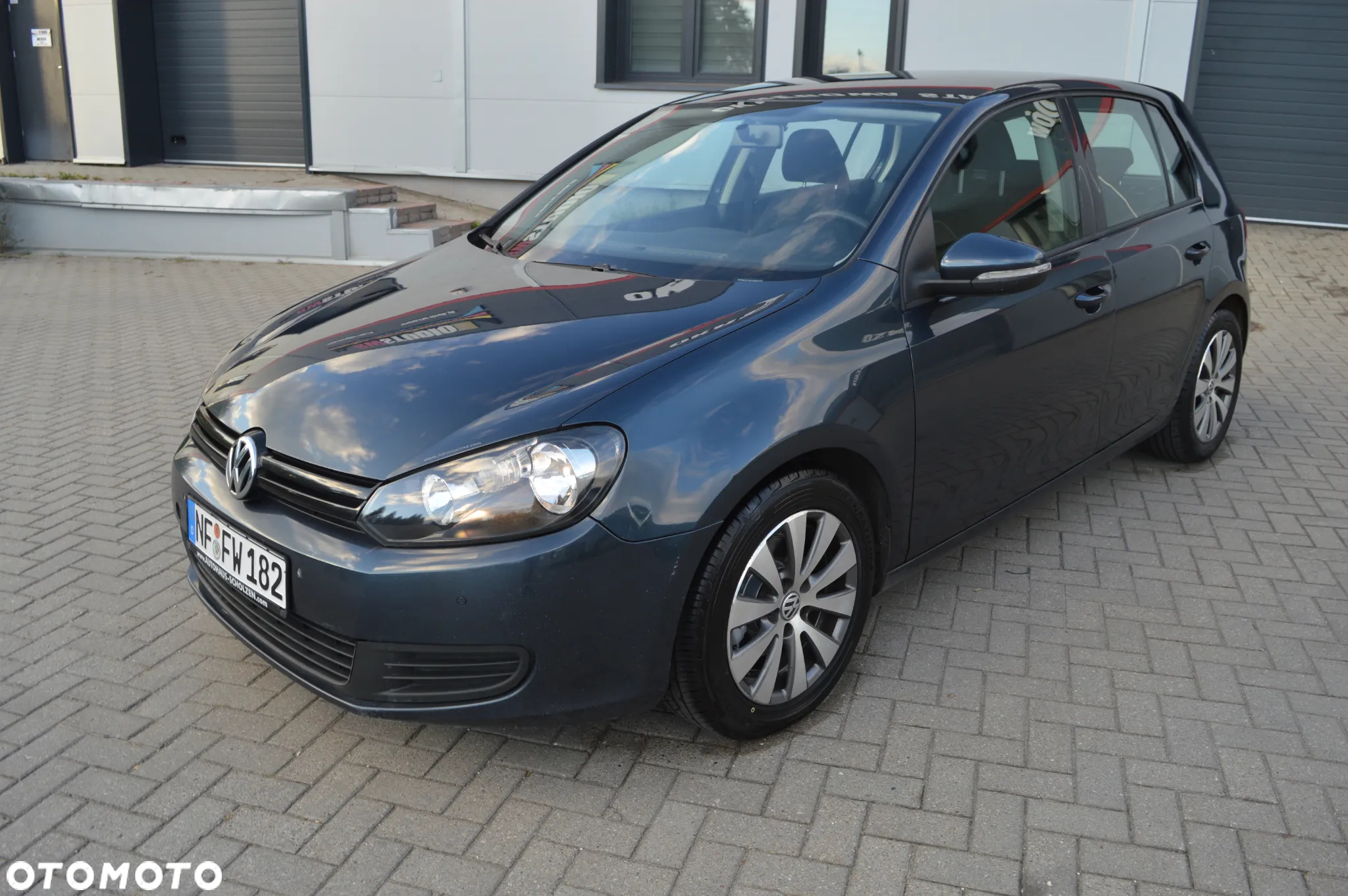 Volkswagen Golf 1.6 TDI DPF Comfortline - 4