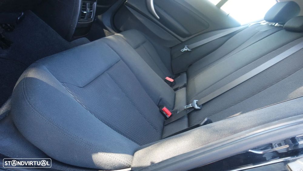 BMW 116 iA Line Sport - 16