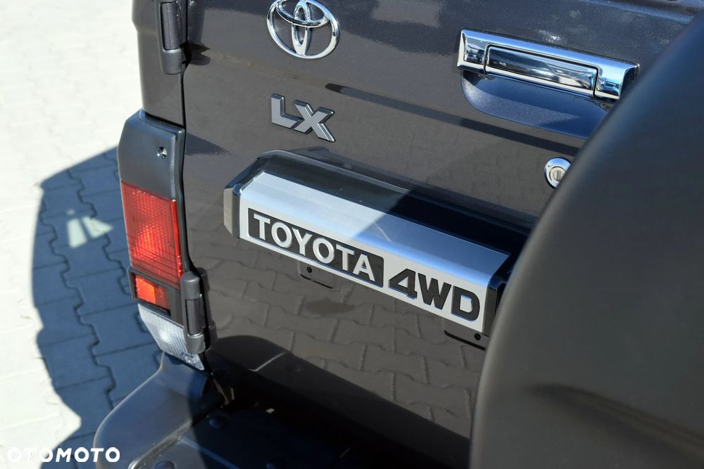 Toyota Land Cruiser 2.8 D-4D Automatik - 22