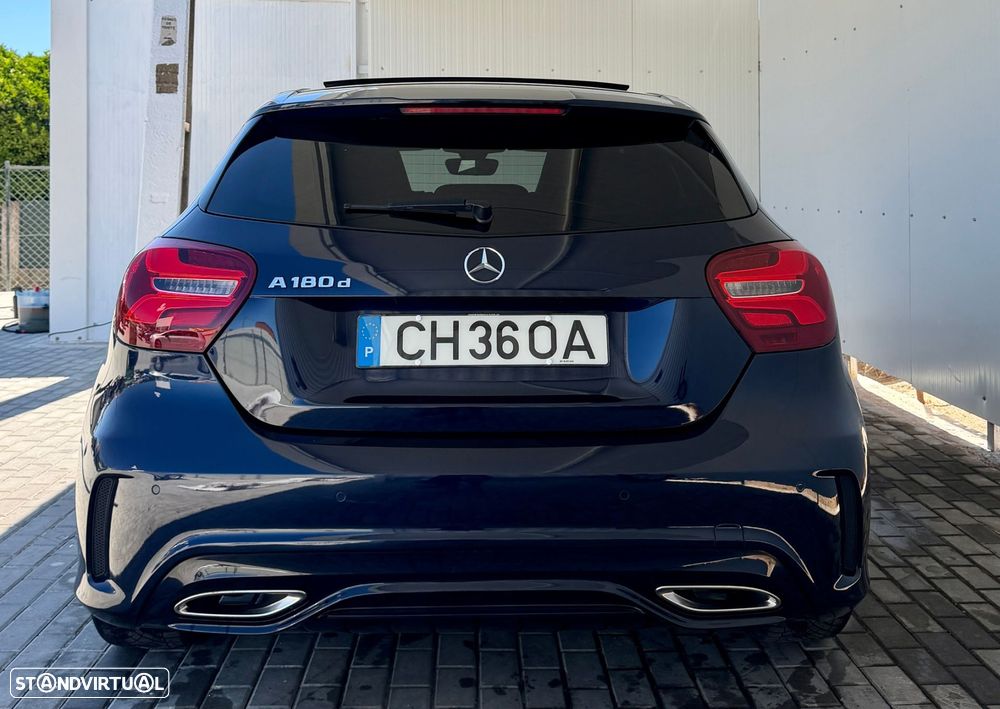 Mercedes-Benz A 180 d AMG Line - 13