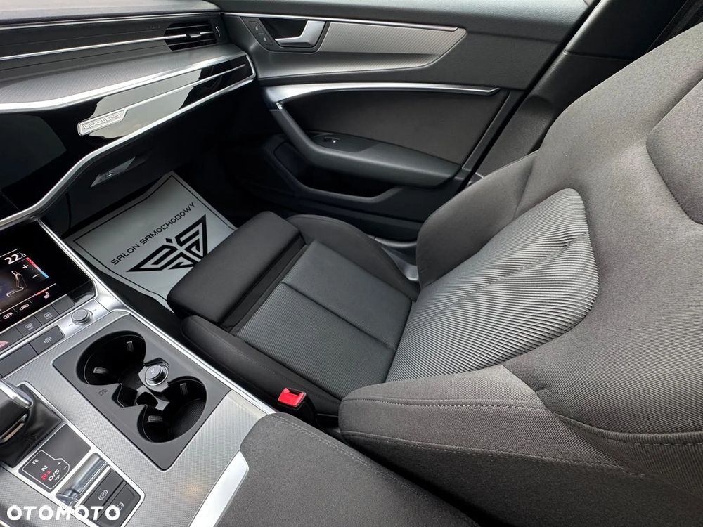 Audi A6 Avant 40 TDI quattro S tronic - 27