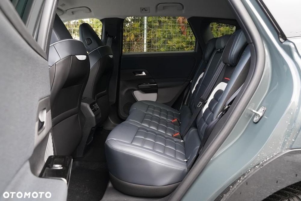Citroën C5 Aircross 1.2 mHEV Max eDCT6 - 11
