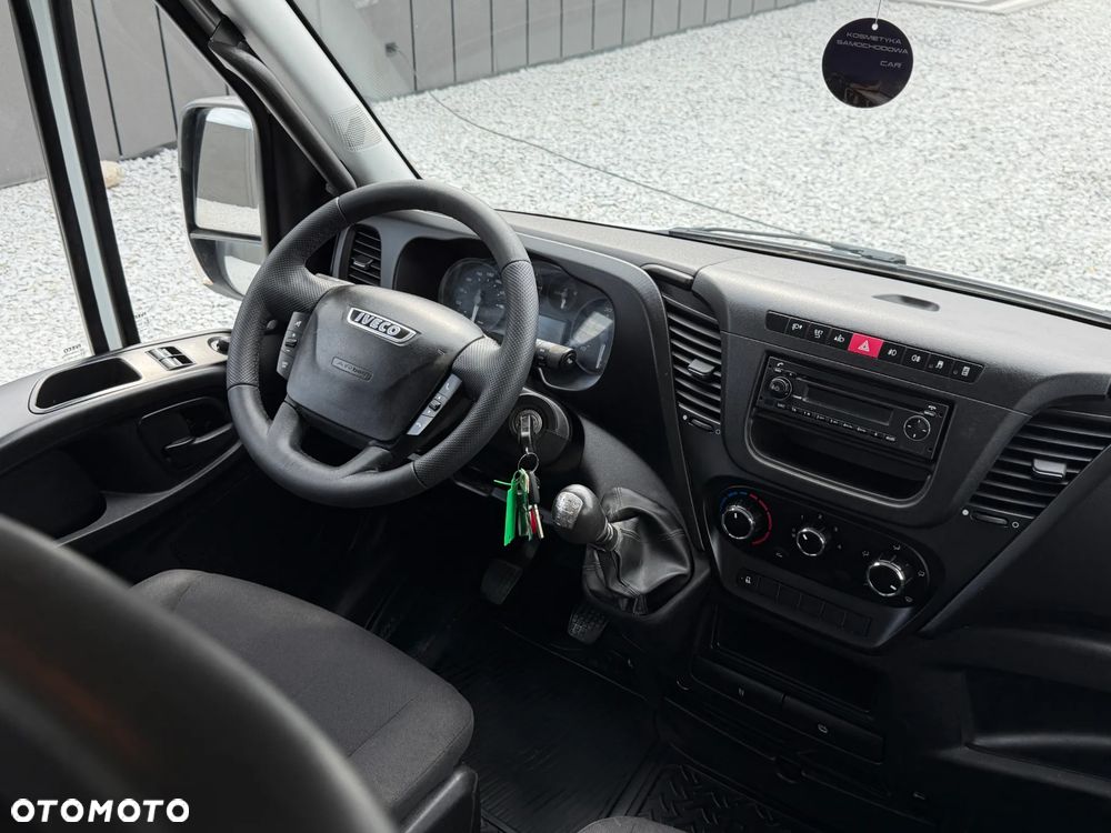 Iveco Daily Brygadówka Wywrotka 35C15 50C15 3.0 HPI 150 KM 3 strony Wywrotka - 22