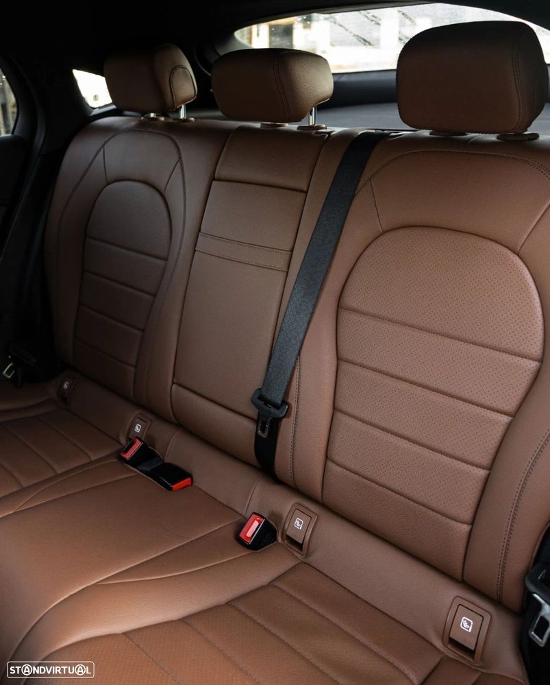 Mercedes-Benz GLC 300 de Coupe 4Matic 9G-TRONIC AMG Line - 30