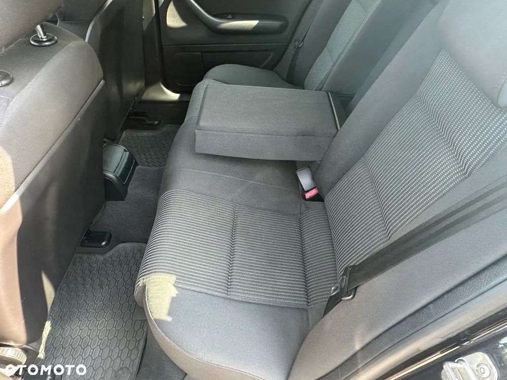 Audi A4 Avant 2.0 TDI DPF - 26
