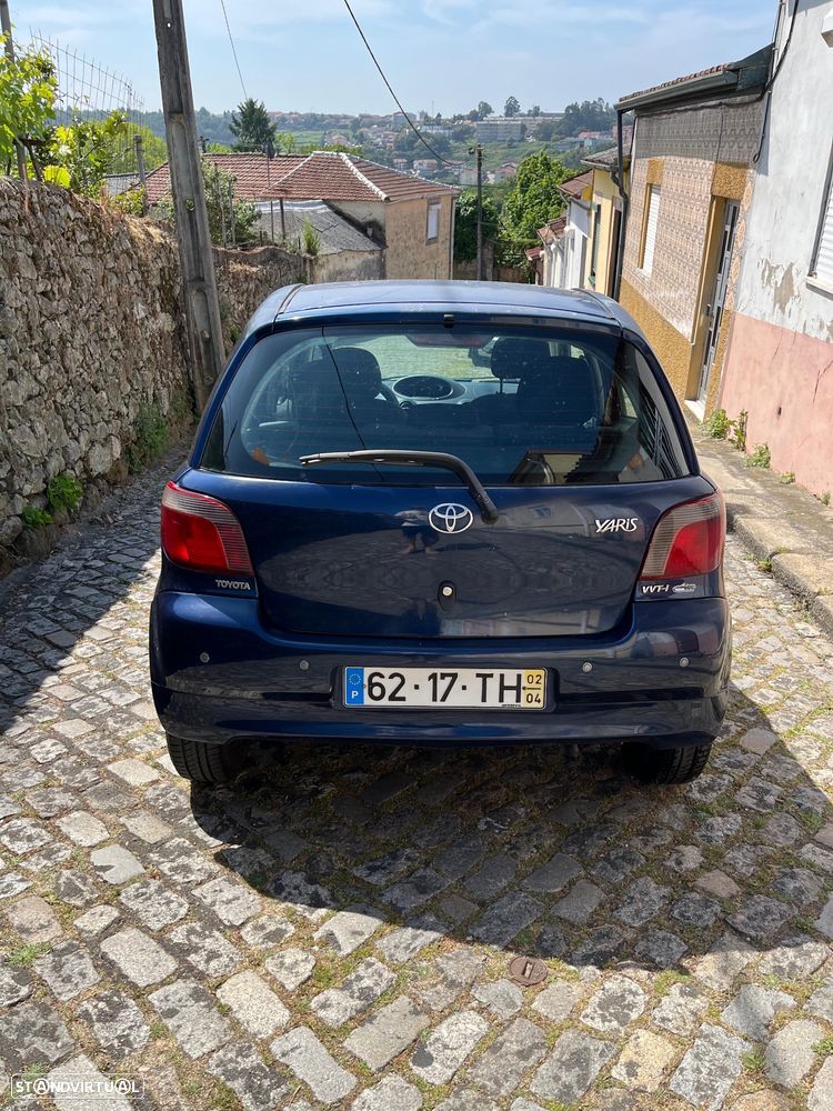 Toyota Yaris 1.0 Luna ABS - 8