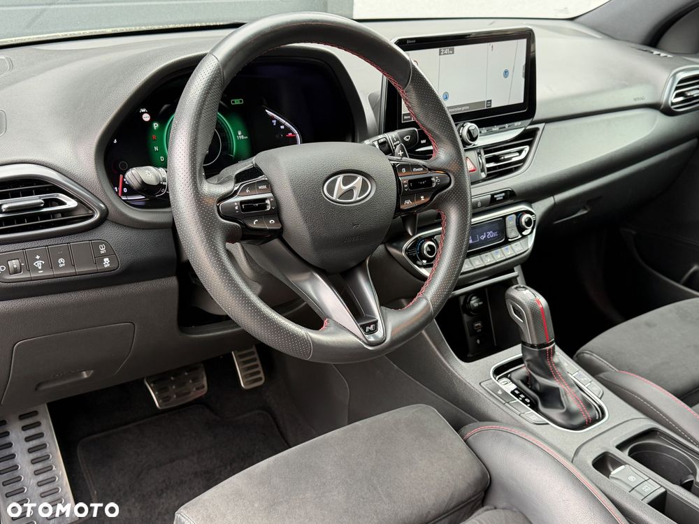 Hyundai i30 1.5 T-GDI 48V-Hybrid DCT N-Line - 36
