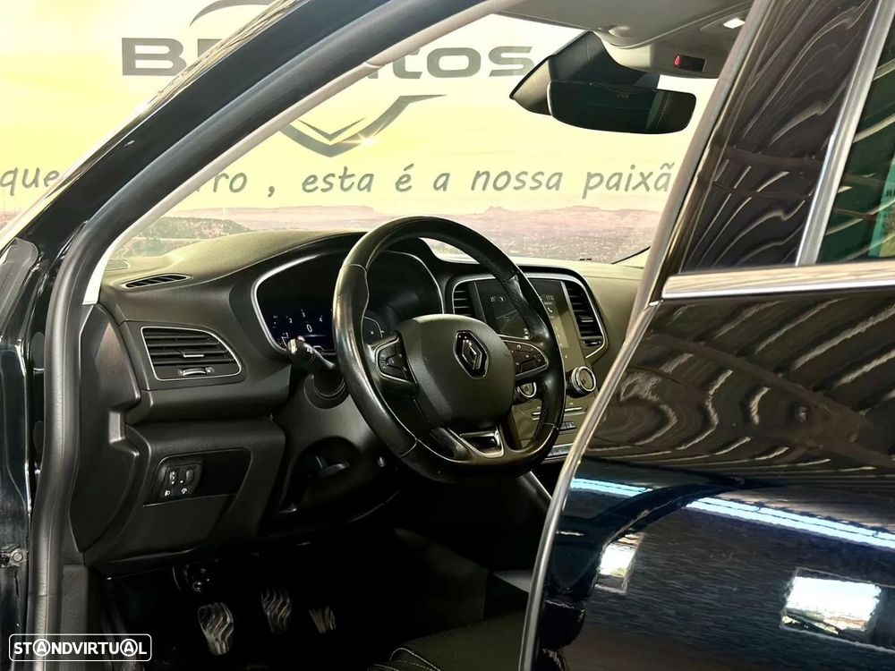Renault Mégane - 17