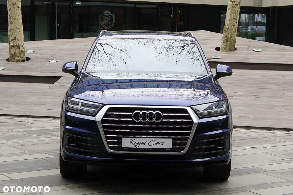 Audi Q7 - 7