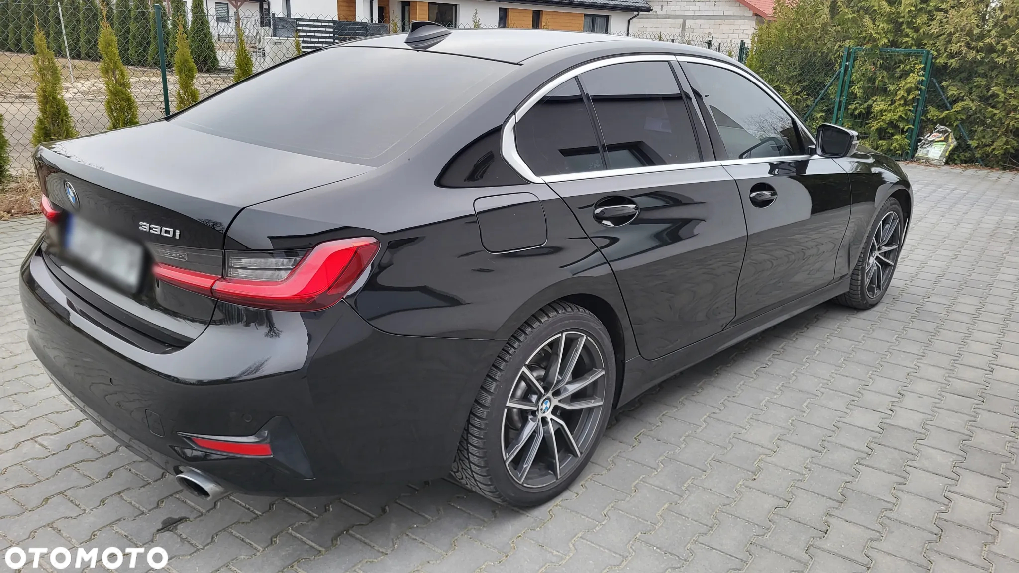 BMW Seria 3 330i - 3