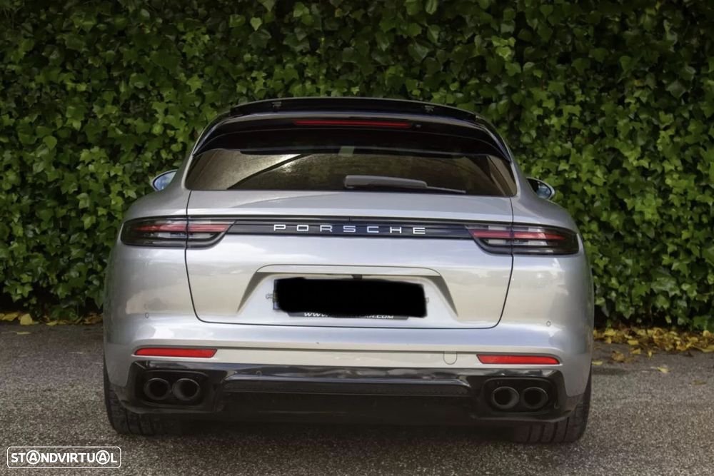 Porsche Panamera Sport Turismo - 23