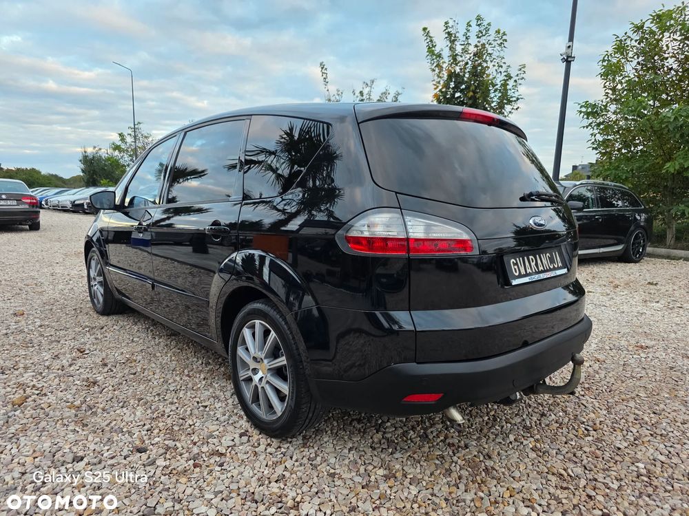 Ford S-Max - 15