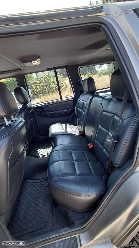 Jeep Grand Cherokee 5.2 Limited - 11