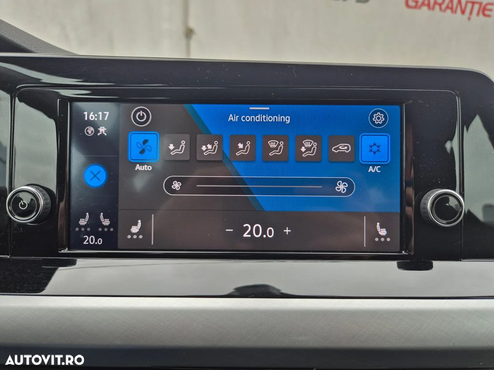 Volkswagen Golf 1.0 eTSI DSG MHEV Life - 26