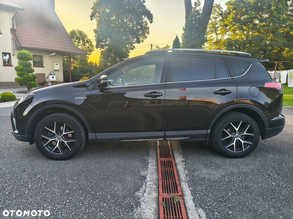 Toyota RAV4 Hybrid Premium 4x4 - 4